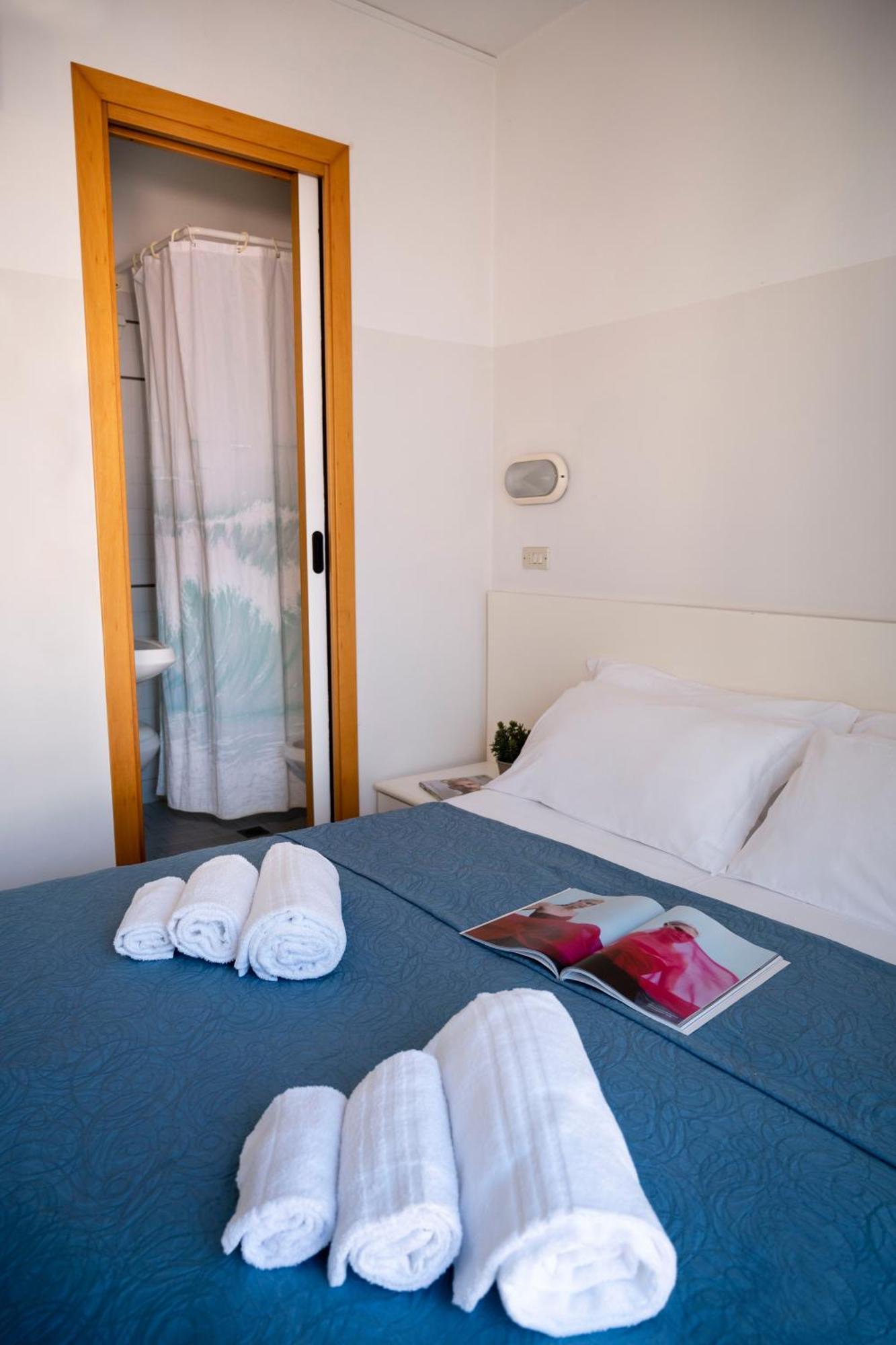 Hotel Selene - Vista Mare Riccione Cameră foto