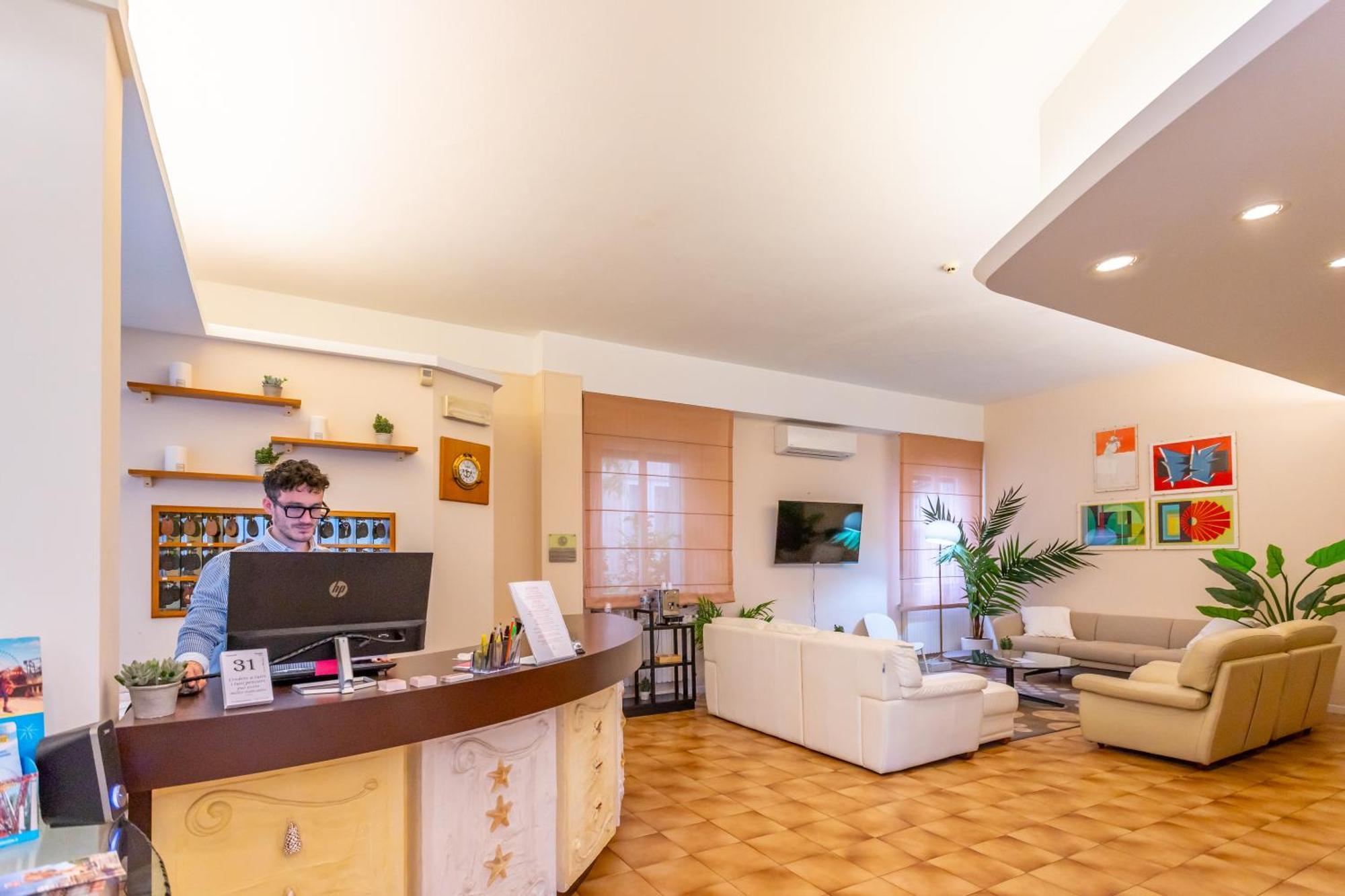 Hotel Selene - Vista Mare Riccione Exterior foto