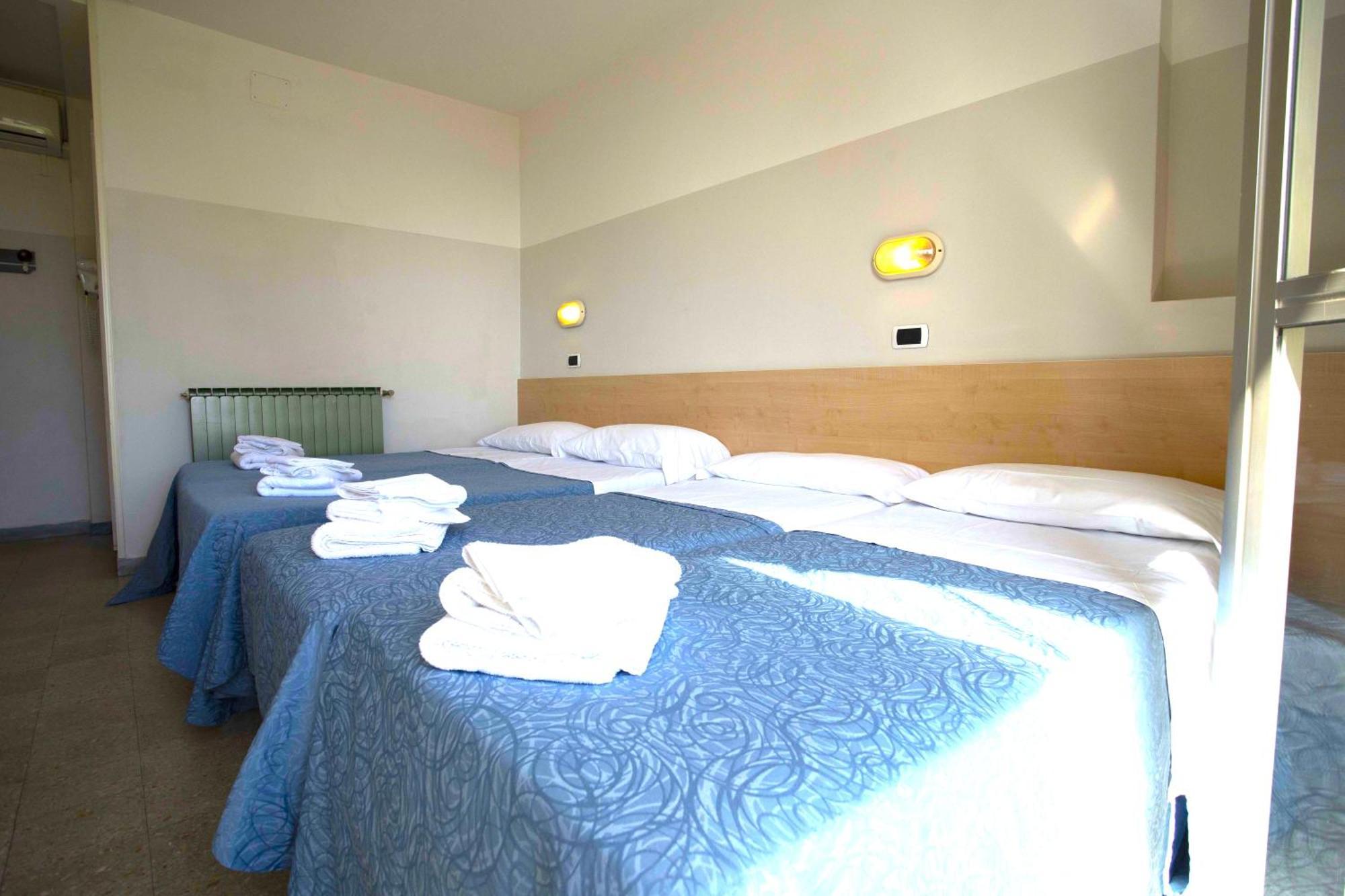 Hotel Selene - Vista Mare Riccione Cameră foto